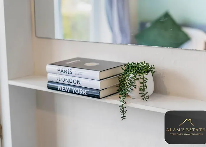 Spacious 4 Bedroom House - Ideal For Family And Contractors - Free Wifi And Free Parking Сasa de vacaciones Leeds (West Yorkshire)