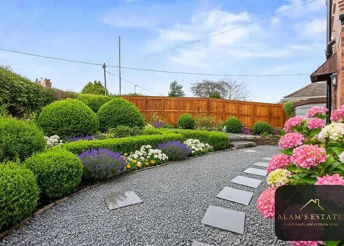 Spacious 4 Bedroom House - Ideal For Family And Contractors - Free Wifi And Free Parking * Leeds (West Yorkshire)