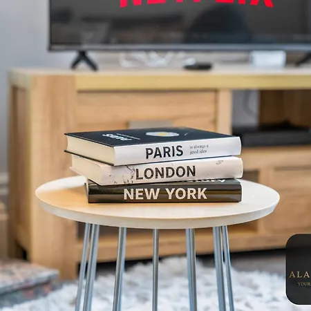 度假居 Spacious 4 Bedroom House - Ideal For Family And Contractors - Free Wifi And Free Parking